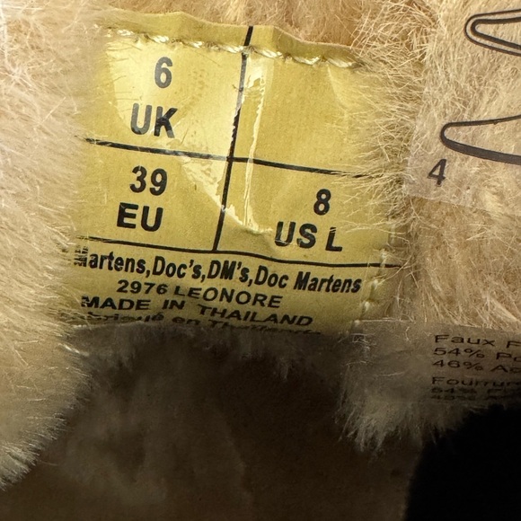 Dr. Martens fur lined Boots, NEW - Picture 5 of 7
